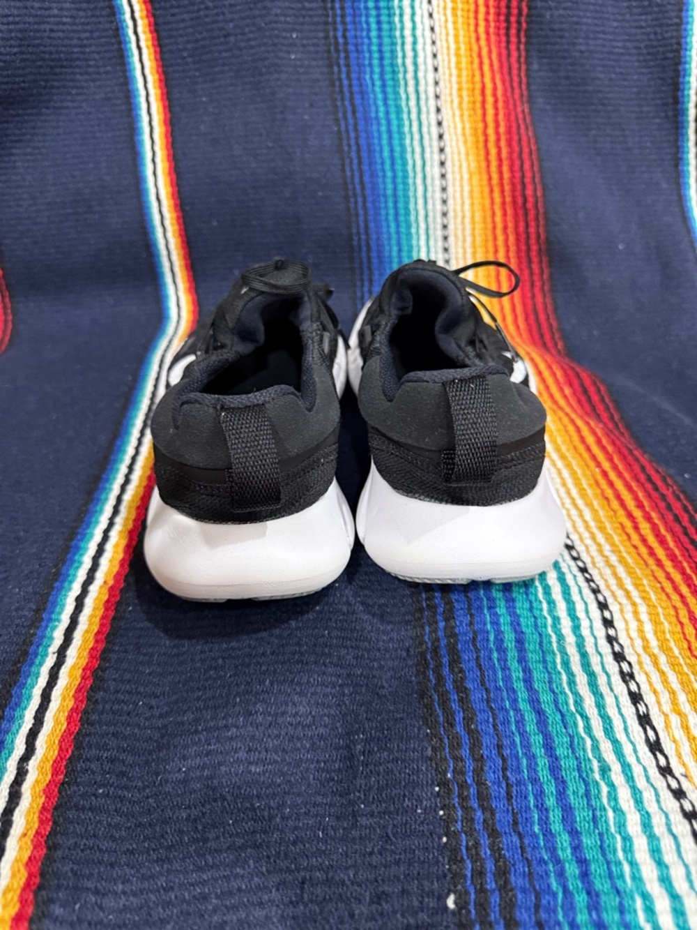 Nike Black and White Knit Training Sneakers - Picture 4 of 6